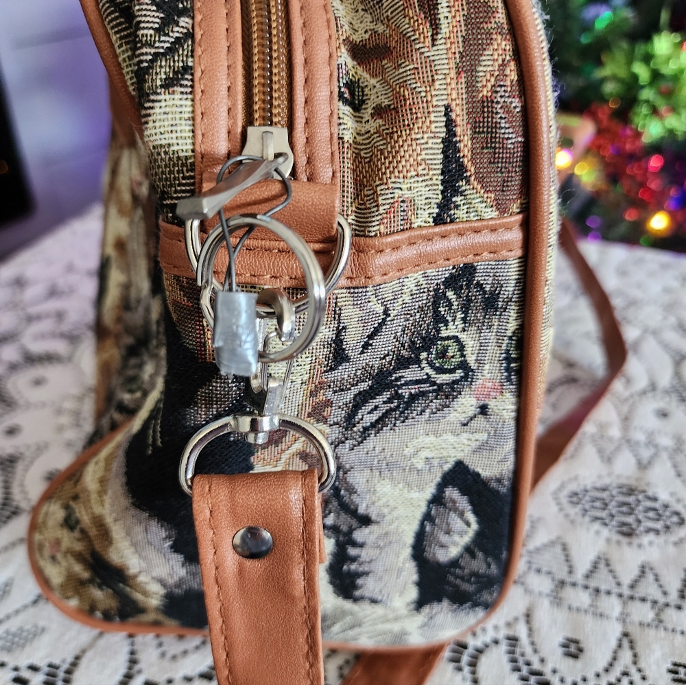 Cat Tapestry Shoulder Bag - Picture 9 of 10